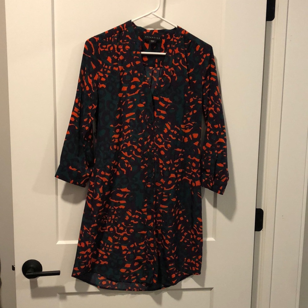 attention V-Neck Patterned Shirt Dress Size: XS